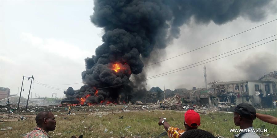 (SPOT NEWS)NIGERIA-LAGOS-OIL PIPELINE EXPLOSION