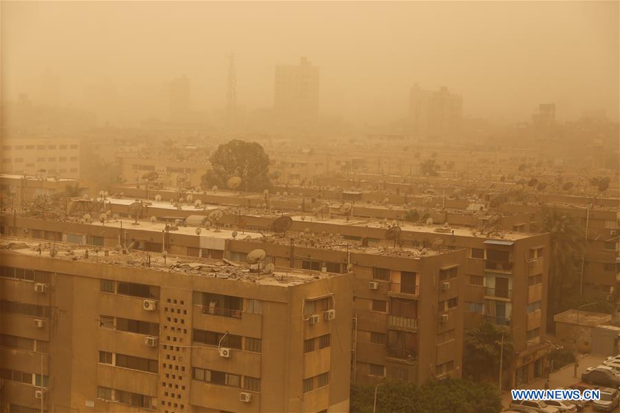 EGYPT-CAIRO-SANDSTORM