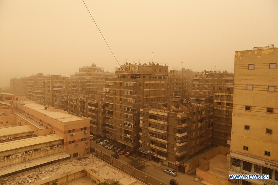 EGYPT-CAIRO-SANDSTORM