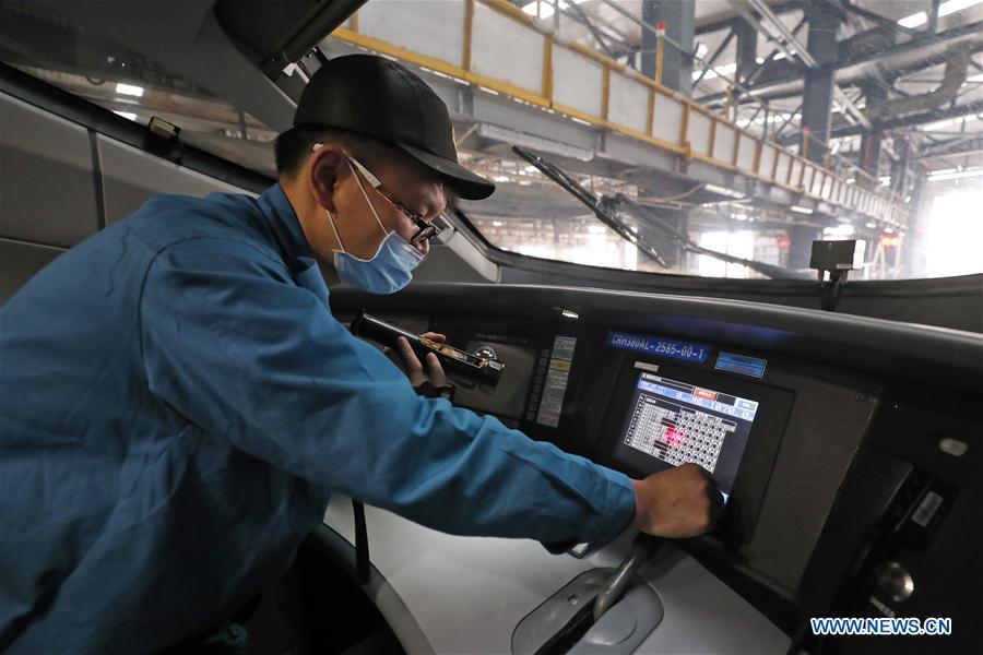 CHINA-HUBEI-WUHAN-TRAIN-RESUMPTION PREPARATION (CN)