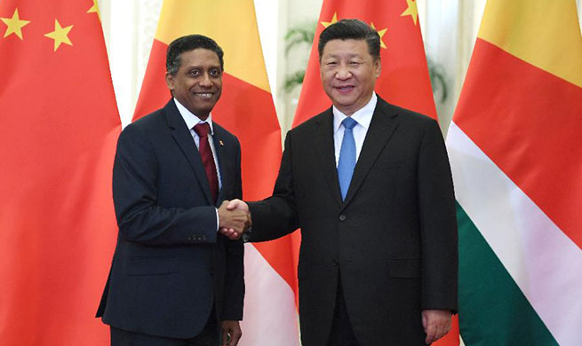 Xi meets Seychelles president