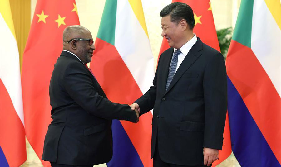 Xi meets Comoros president