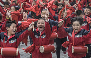 Pupils learn folk arts in Yan'an, China's Shaanxi