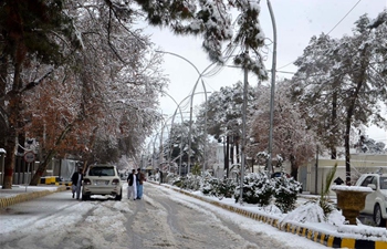 In pics: heavy snowfall in southwest Pakistan's Quetta