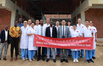 China donates medical supplies to Rwandan hospital