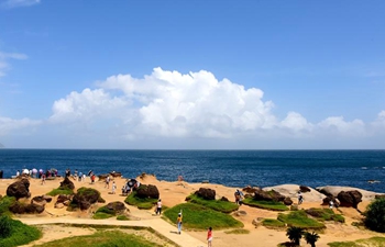 Tourists visit Yehliu Geopark in SE China's Taiwan