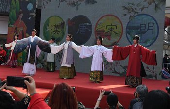 Hanfu show staged at 2019 China (Xuzhou) Han culture tourism festival