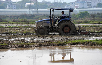 Local farmers busy with spring farming in Nanchang