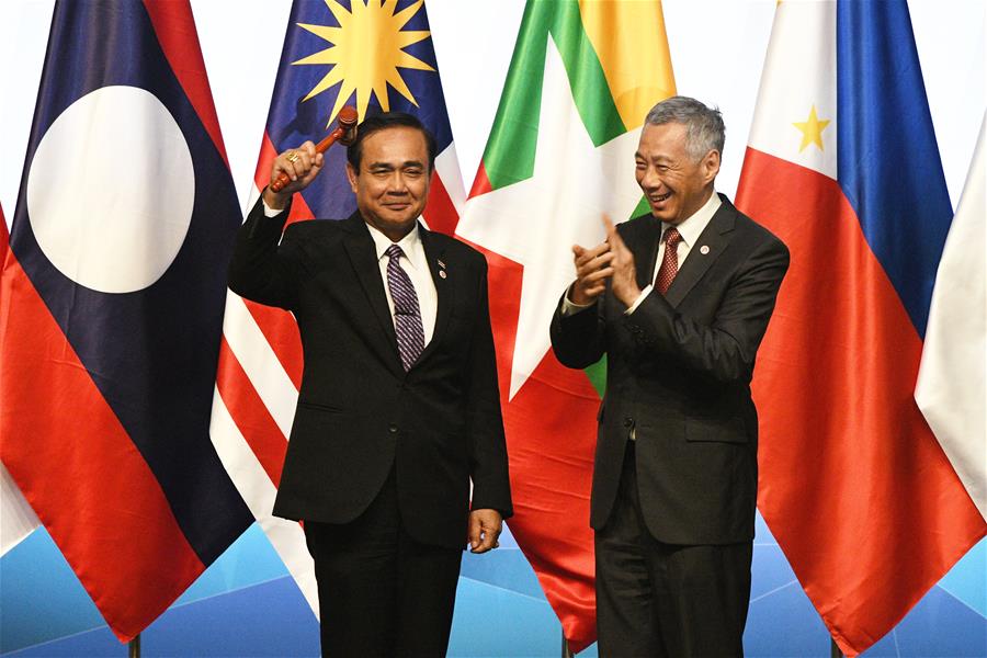 SINGAPORE-ASEAN-SUMMIT-CLOSING CEREMONY
