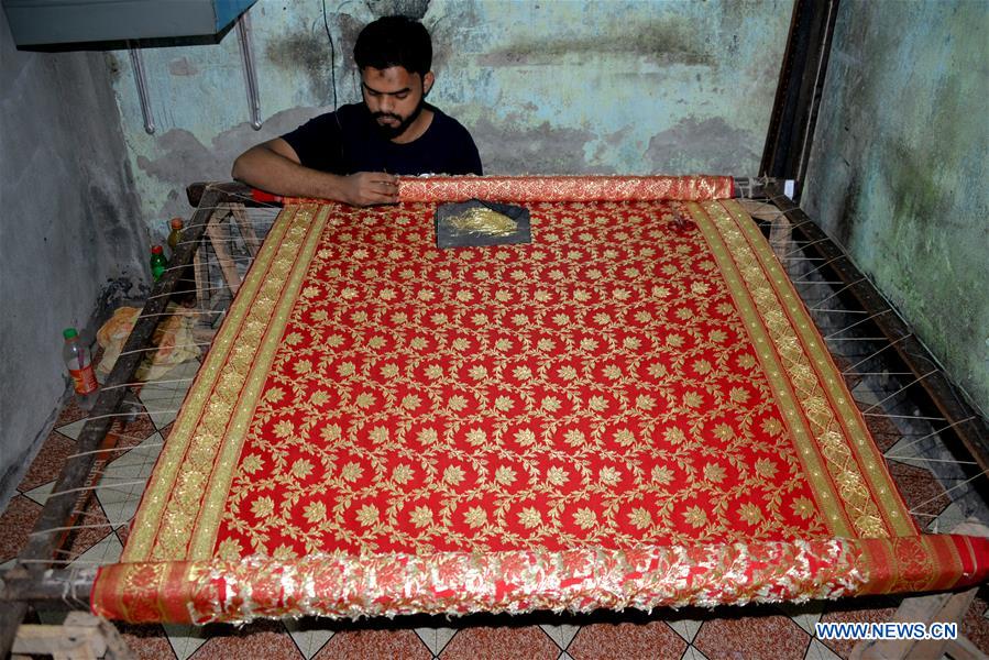 BANGLADESH-DHAKA-SAREE