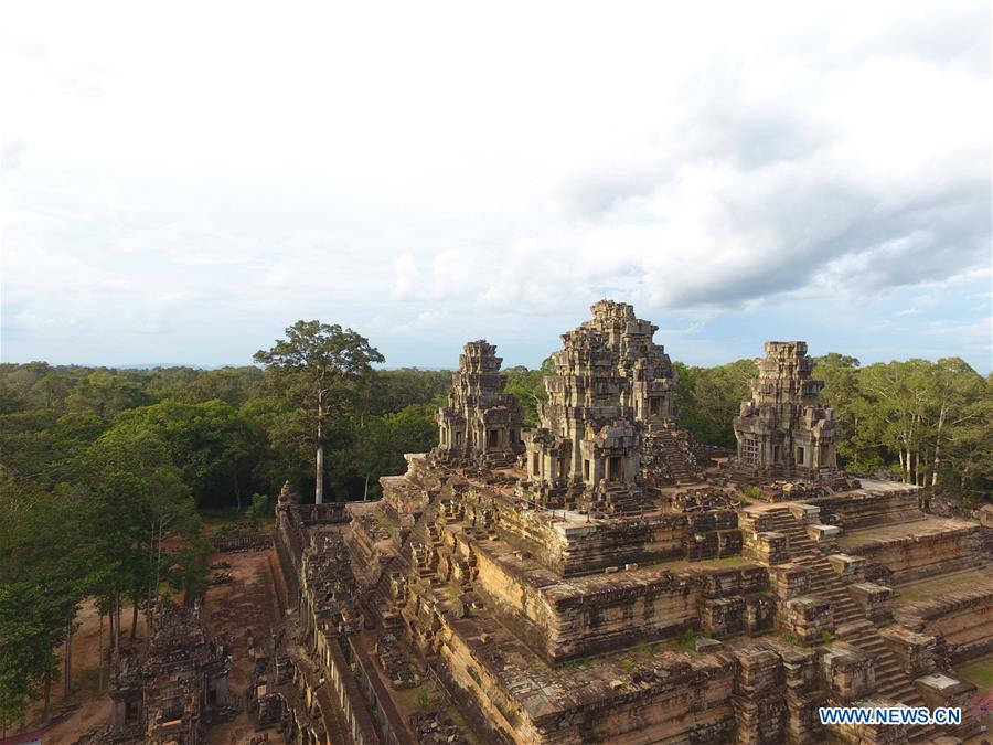 Xinhua Headlines: Chinese experts help preserve Cambodia's Angkor temples, forge China-ASEAN cultural bond