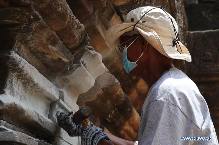 Xinhua Headlines: Chinese experts help preserve Cambodia's Angkor temples, forge China-ASEAN cultural bond