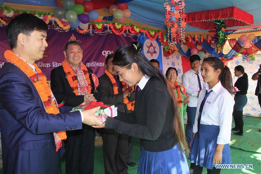 NEPAL-POKHARA-CHINA-SCHOOL-DONATION