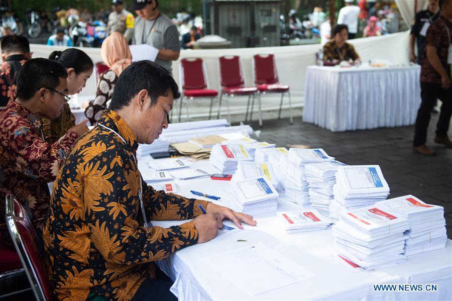 INDONESIA-JAKARTA-ELECTION-VOTE