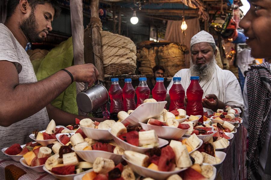 INDIA-KOLKATA-IFTAR