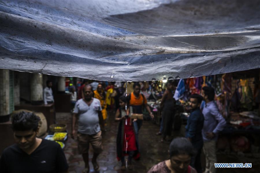 INDIA-KOLKATA-WEATHER-RAIN
