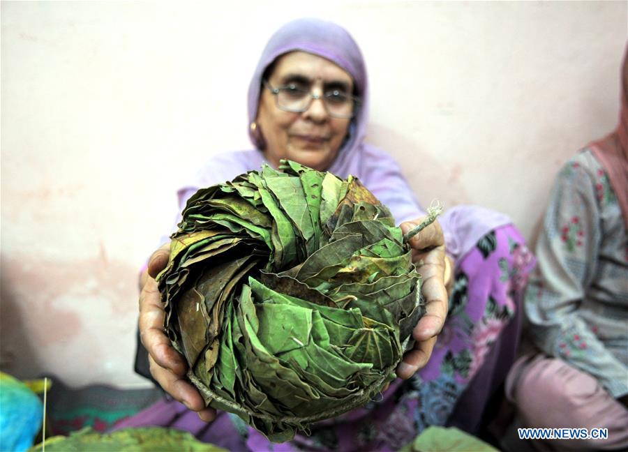 KASHMIR-JAMMU-LEAF PLATES