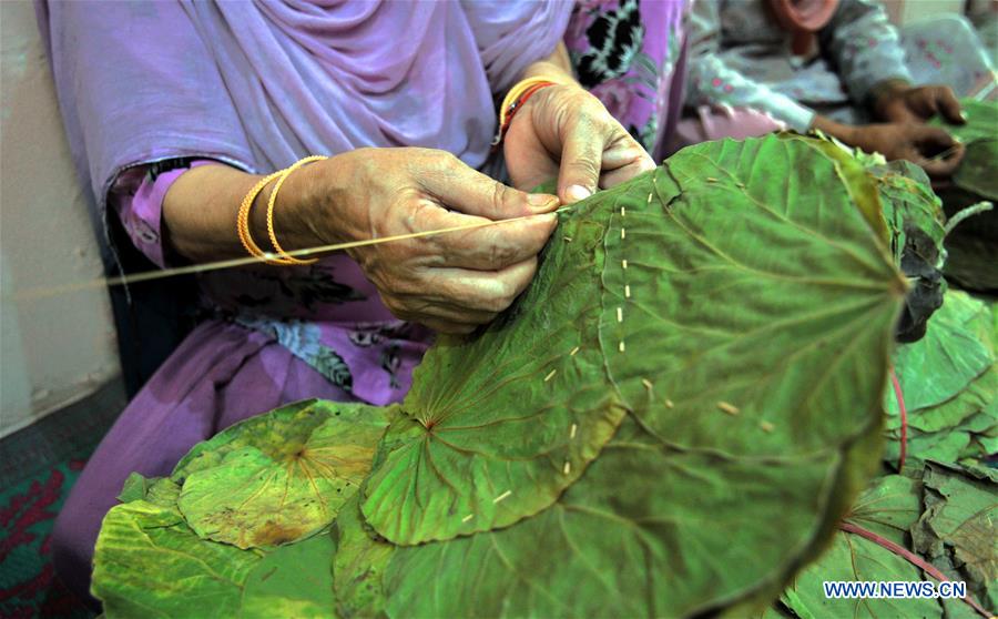 KASHMIR-JAMMU-LEAF PLATES