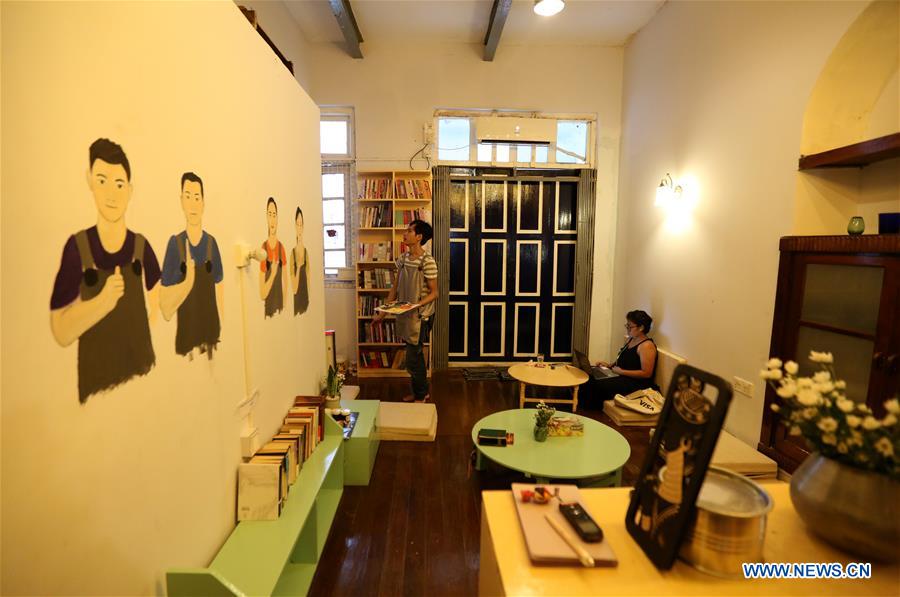 MYANMAR-YANGON-BOOK CAFE-SIGN-LANGUAGE