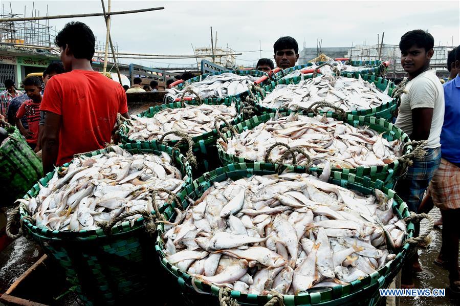 BANGLADESH-CHITTAGONG-FISH MARKET