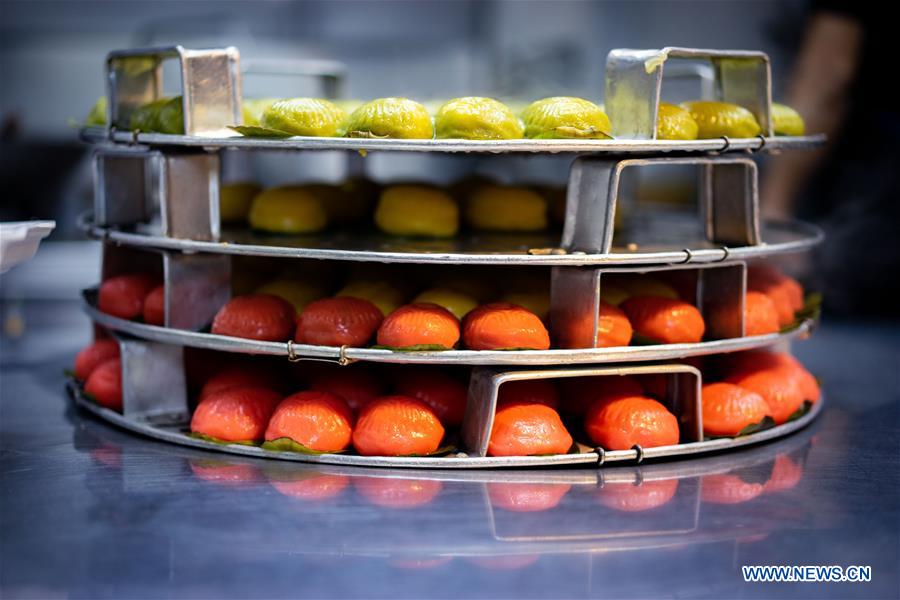 MALAYSIA-KUALA LUMPUR-RICE CAKE-NYONYA KUIH (CN)