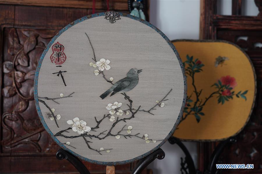 CHINA-JIANGSU-KESI-CRAFTSMAN (CN)