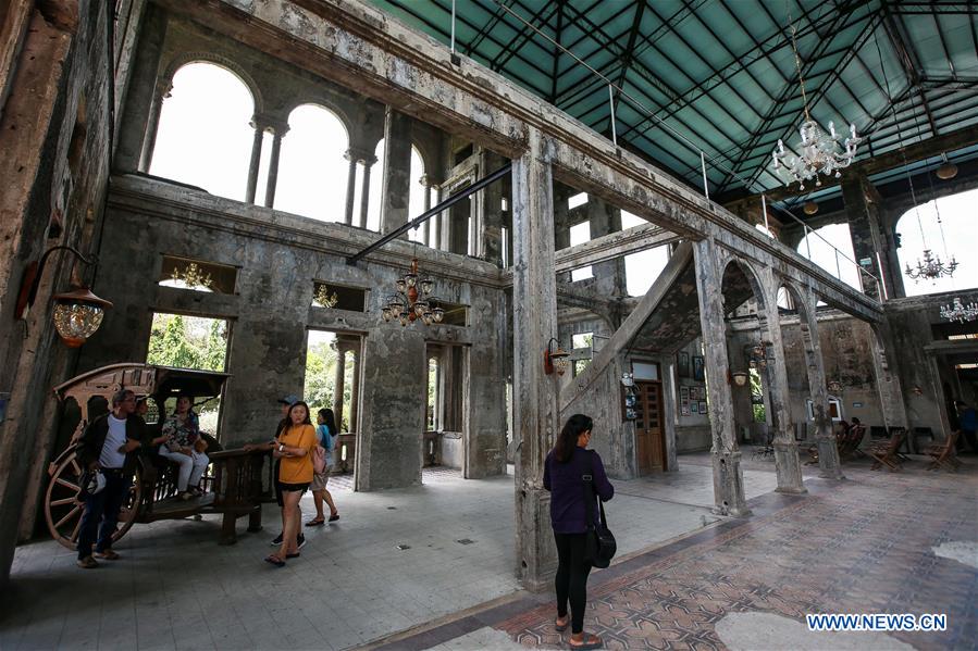 PHILIPPINES-TALISAY CITY-TOURIST SPOT-THE RUINS