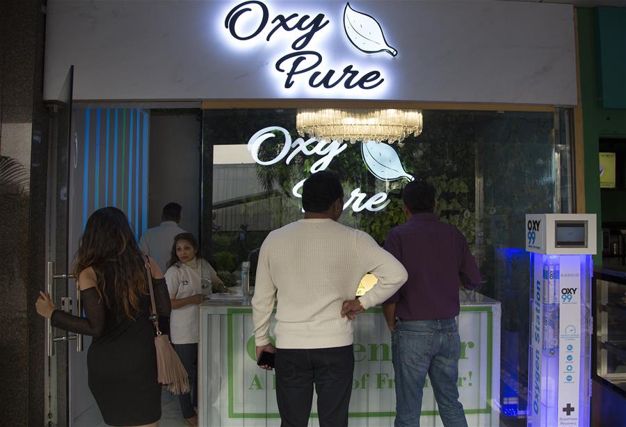 INDIA-NEW DELHI-OXYGEN BAR