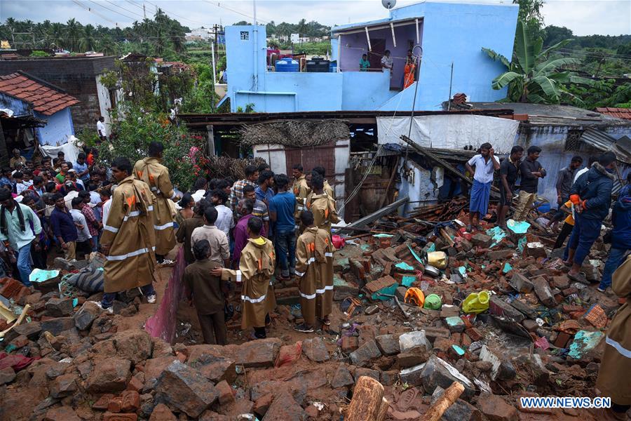 INDIA-TAMIL NADU-COLLAPSED HOUSES-DEATH TOLL