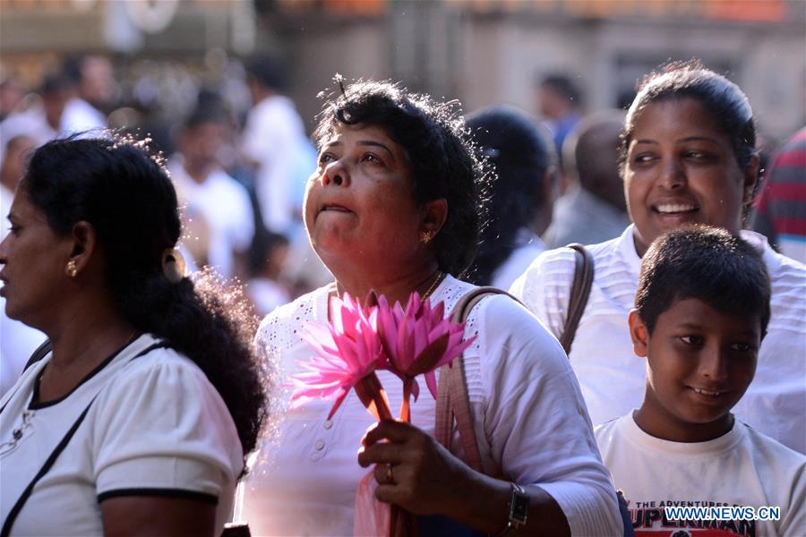 SRI LANKA-COLOMBO-BUDDHIST FESTIVAL-POYA DAY