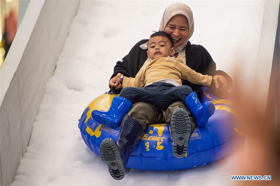 INDONESIA-SOUTH TANGERANG-ICE FESTIVAL