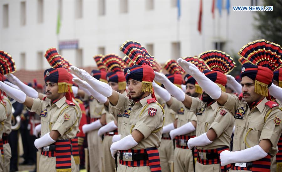 KASHMIR-JAMMU-POLICE-PARADE
