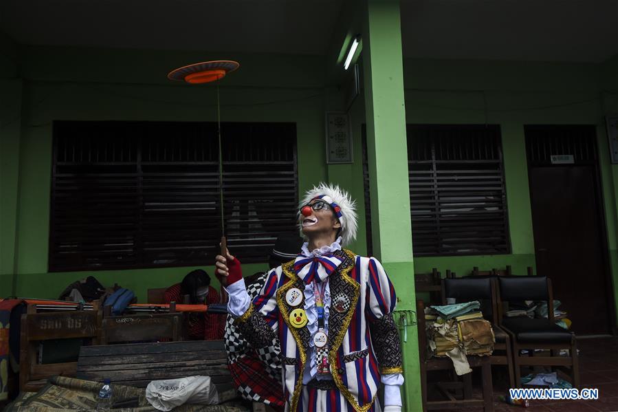 INDONESIA-JAKARTA-CLOWN-ENTERTAINMENT