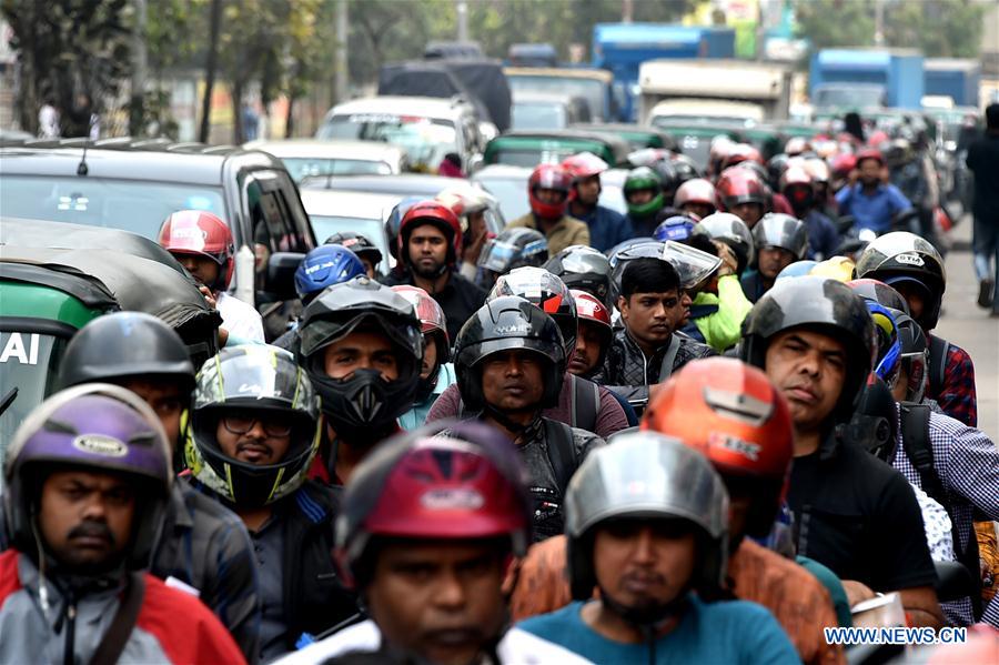 BANGLADESH-DHAKA-RIDE-SHARING-MOTORBIKE-SERVICE