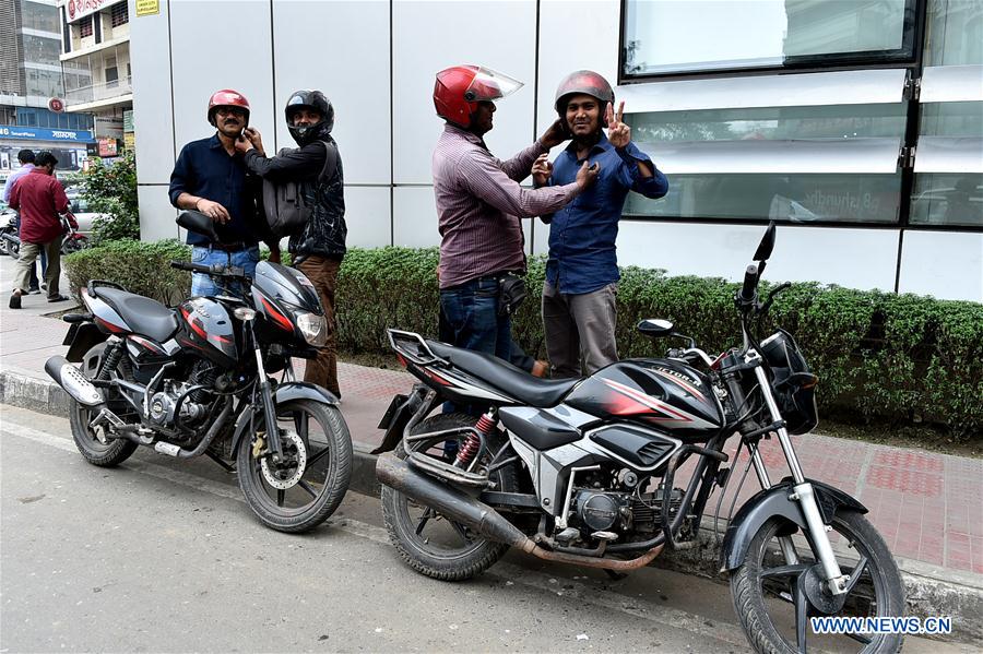 BANGLADESH-DHAKA-RIDE-SHARING-MOTORBIKE-SERVICE