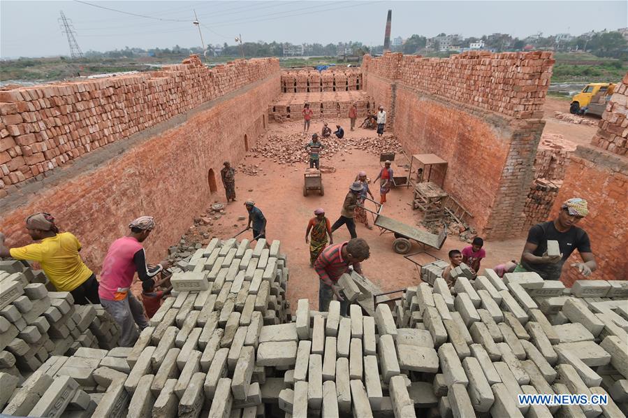 BANGLADESH-DHAKA-BRICKFIELD WORK 