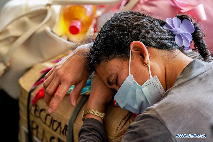 PHILIPPINES-METRO-CURFEW