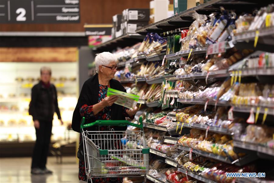 AUSTRALIA-CANBERRA-COVID-19-SUPERMARKET-SPECIAL HOURS