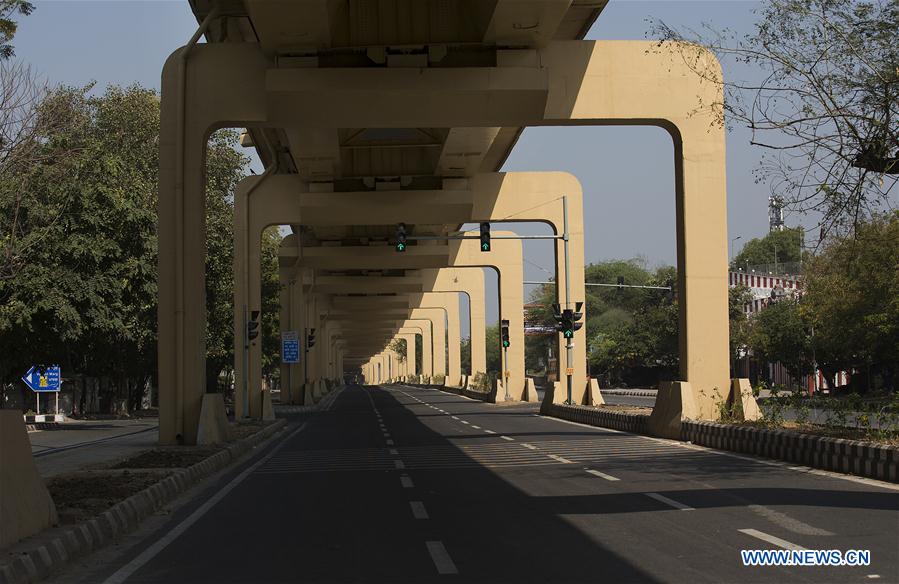 INDIA-NEW DELHI-COVID-19-PUBLIC CURFEW