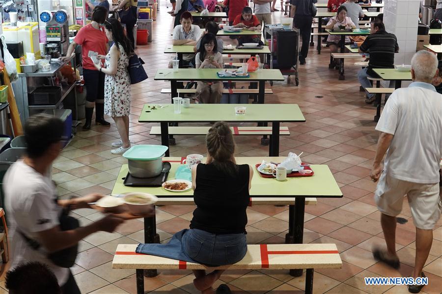 SINGAPORE-COVID-19-SOCIAL DISTANCING