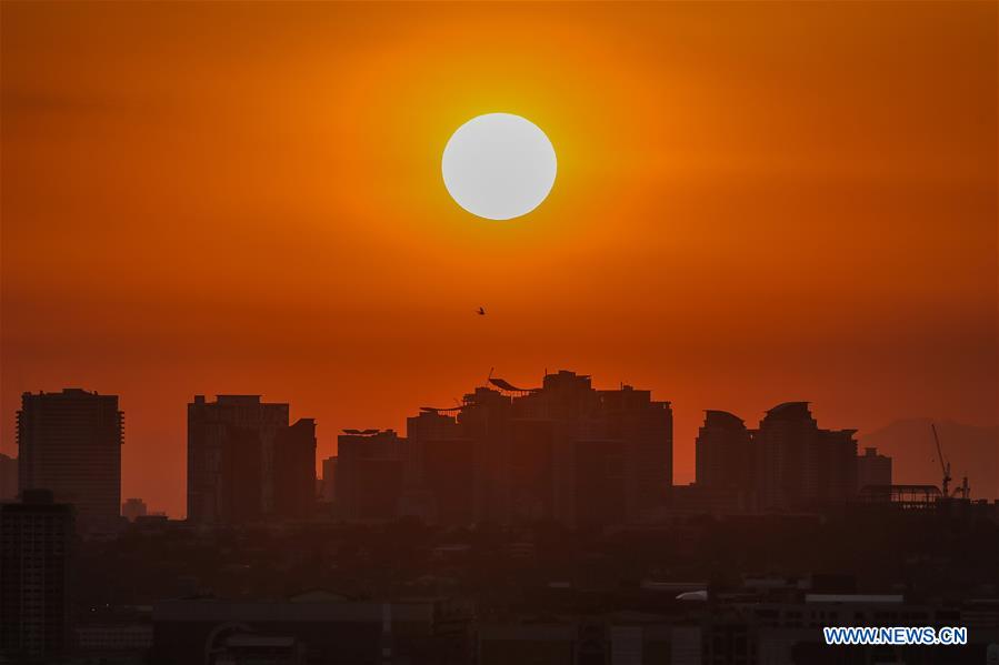 PHILIPPINES-MANILA-SUNSET