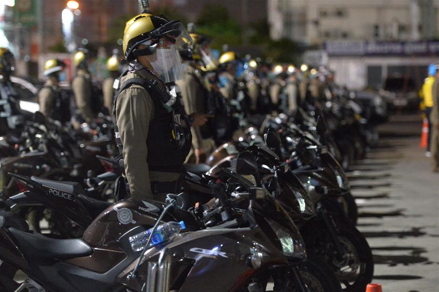 THAILAND-BANGKOK-COVID-19-CURFEW