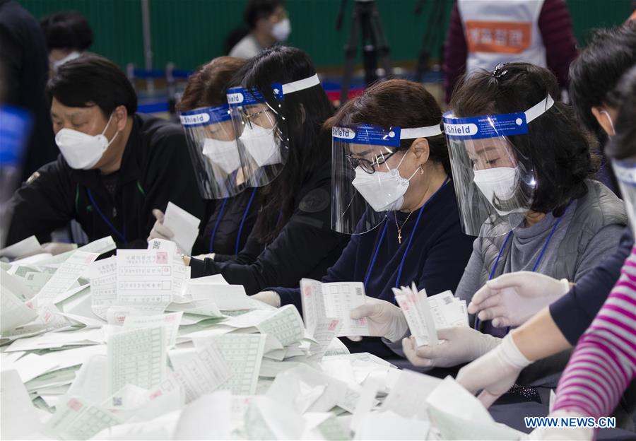 SOUTH KOREA-SEOUL-COVID-19-PARLIAMENTARY ELECTION