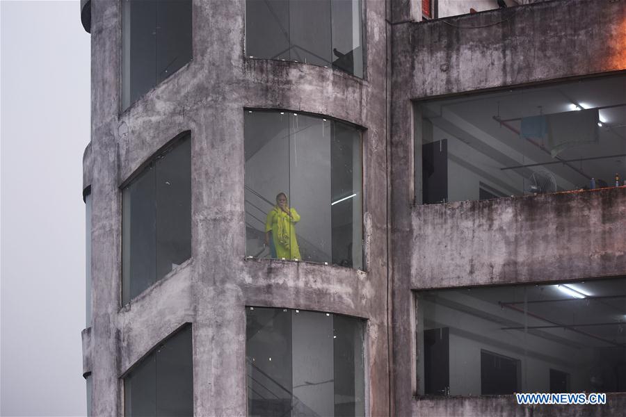 INDIA-KOLKATA-COVID-19