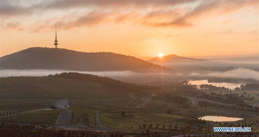 AUSTRALIA-CANBERRA-MORNING FOG
