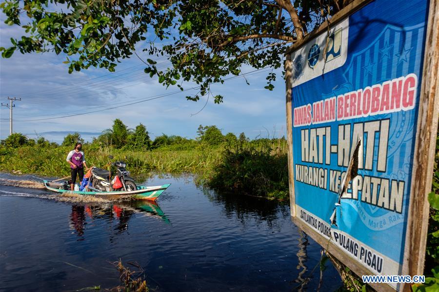 INDONESIA-CENTRAL BORNEO-FLOOD