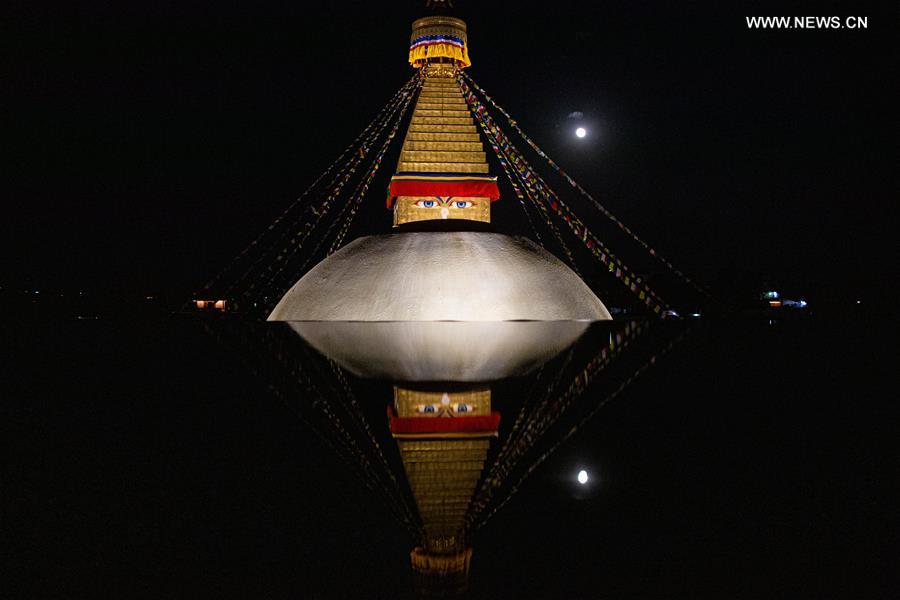 NEPAL-KATHMANDU-BOUDHANATH STUPA-BUDDHA JAYANTI FESTIVAL