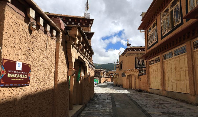Sichuan's Litang takes on new look after reform in old area and restoration of ancient buildings