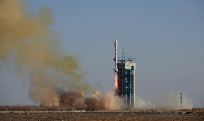 China launches six Yunhai-2 satellites for atmospheric environment research