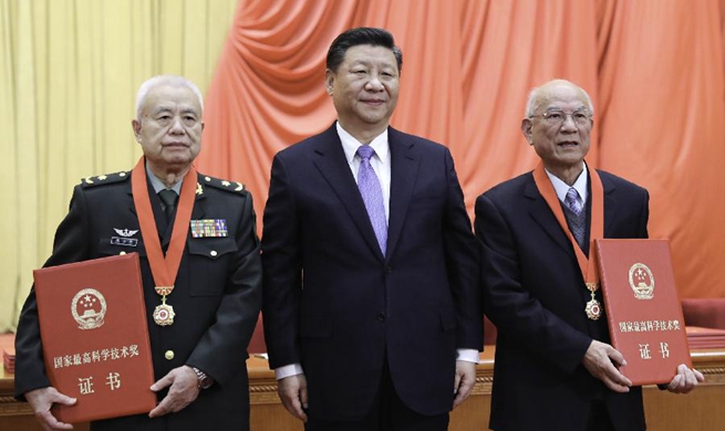 Xinhua Headlines: China honors distinguished scientists